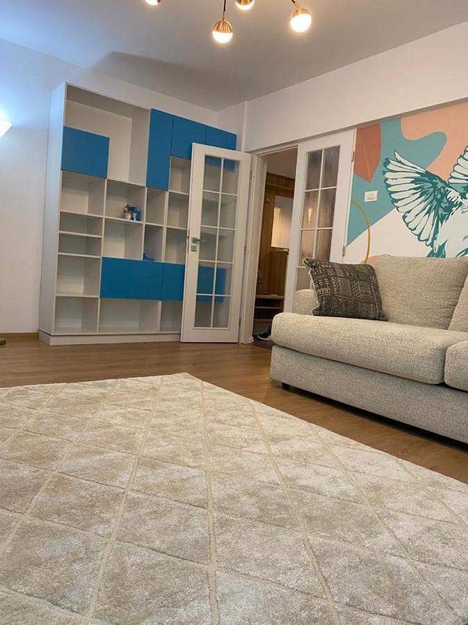 Mery Luxury Apartment Galaţi Buitenkant foto