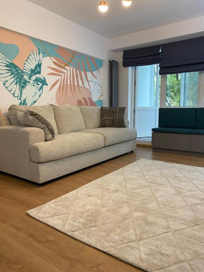 Mery Luxury Apartment Galaţi Buitenkant foto